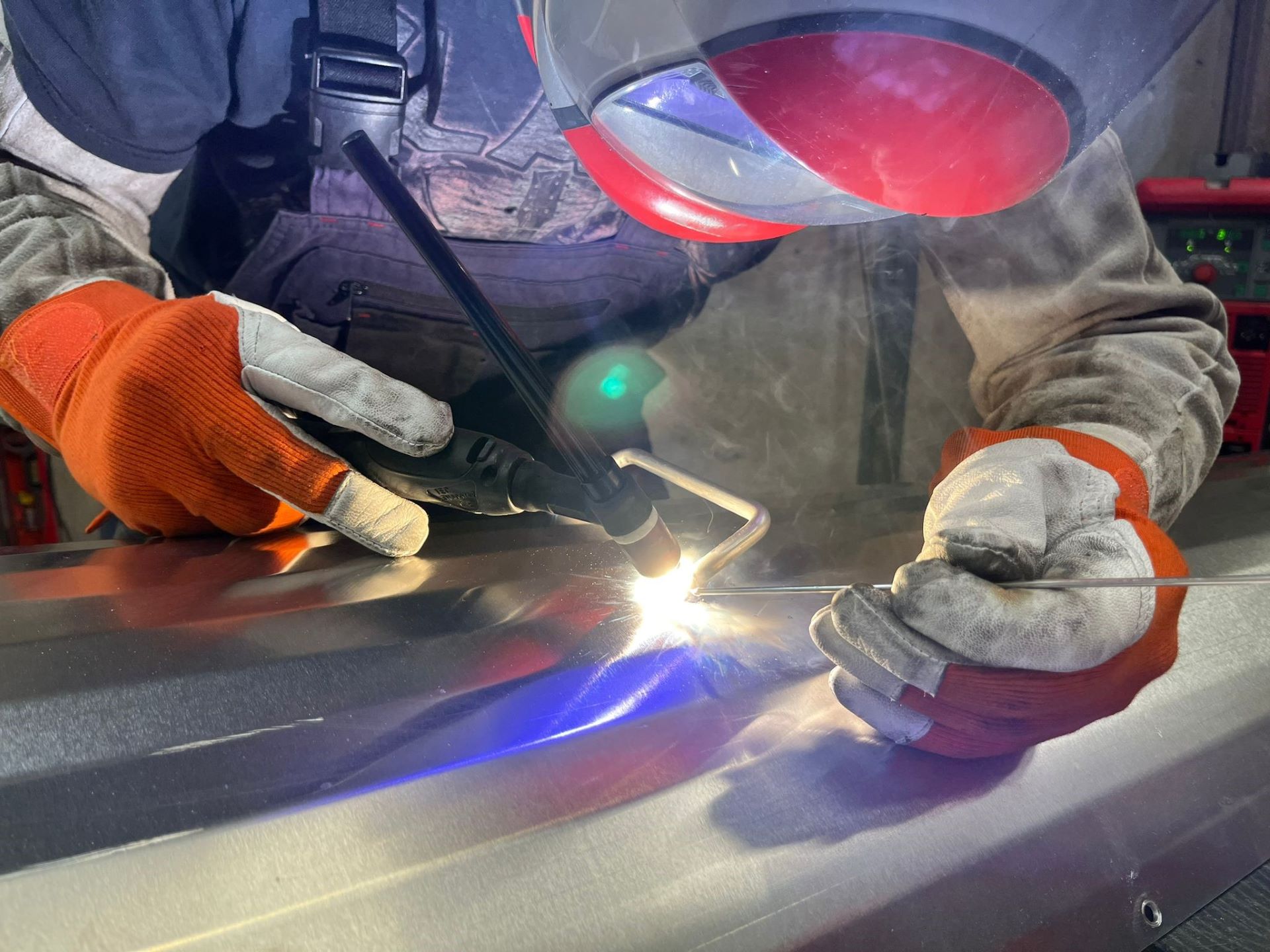 Qualità, velocità ed efficienza nella lavorazione per conto terzi